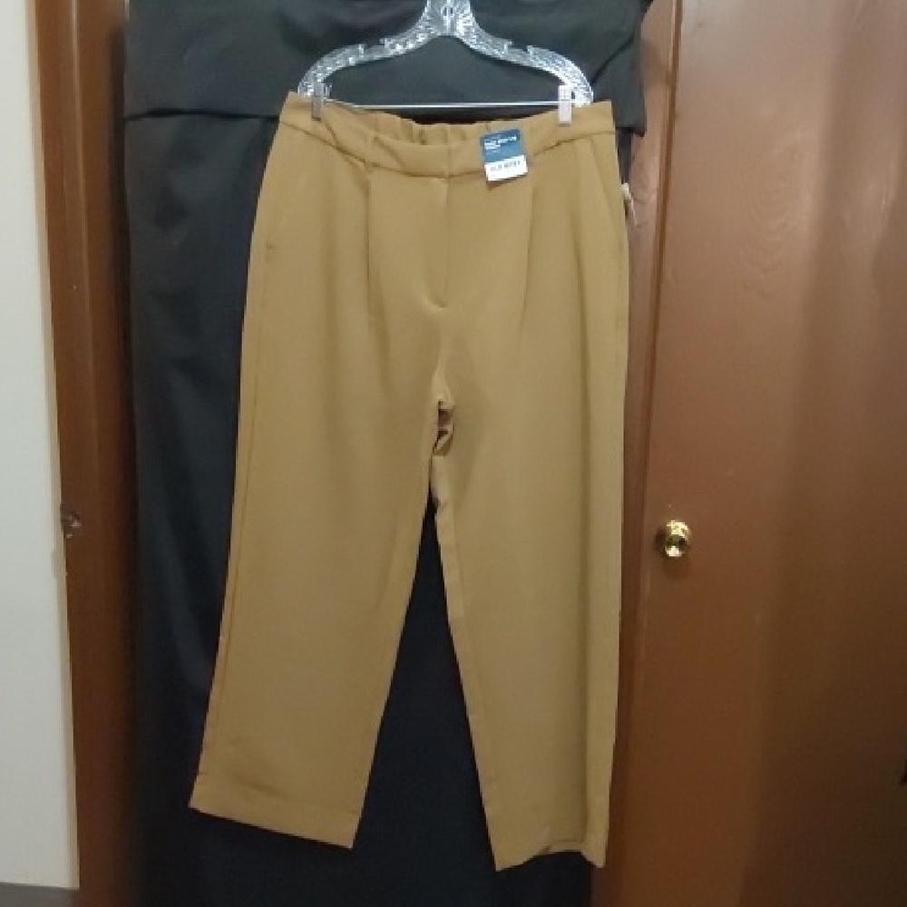 Old Navy Khaki Trousers